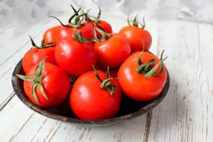 Red tomatoes for dark spots